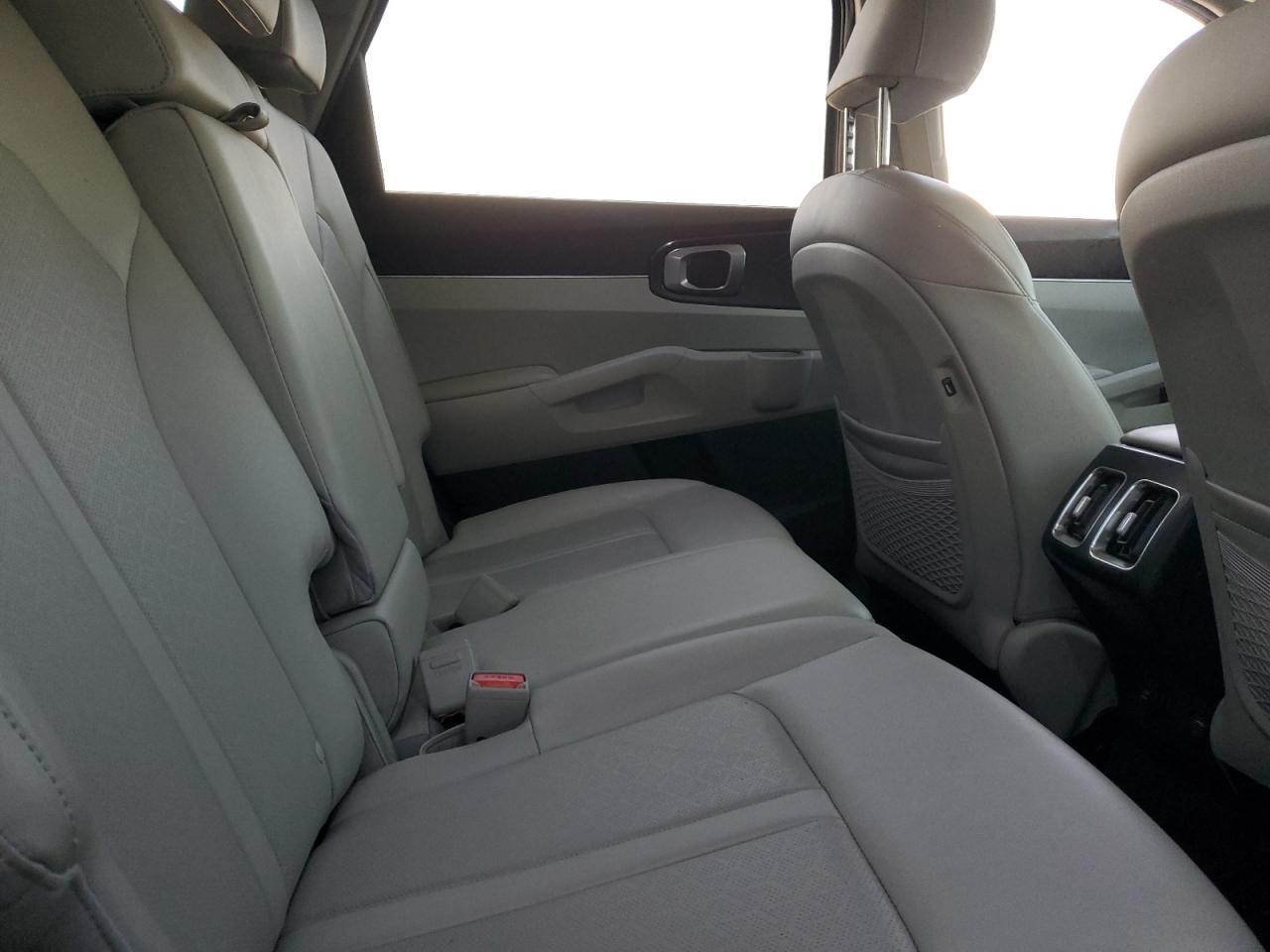 2023 KIA SORENTO
