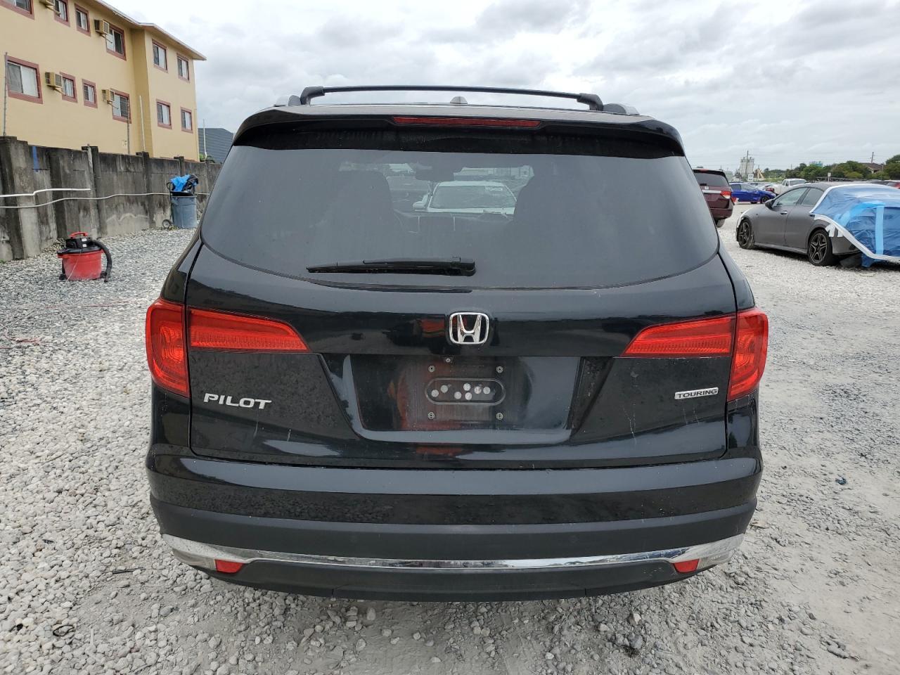 2016 HONDA PILOT