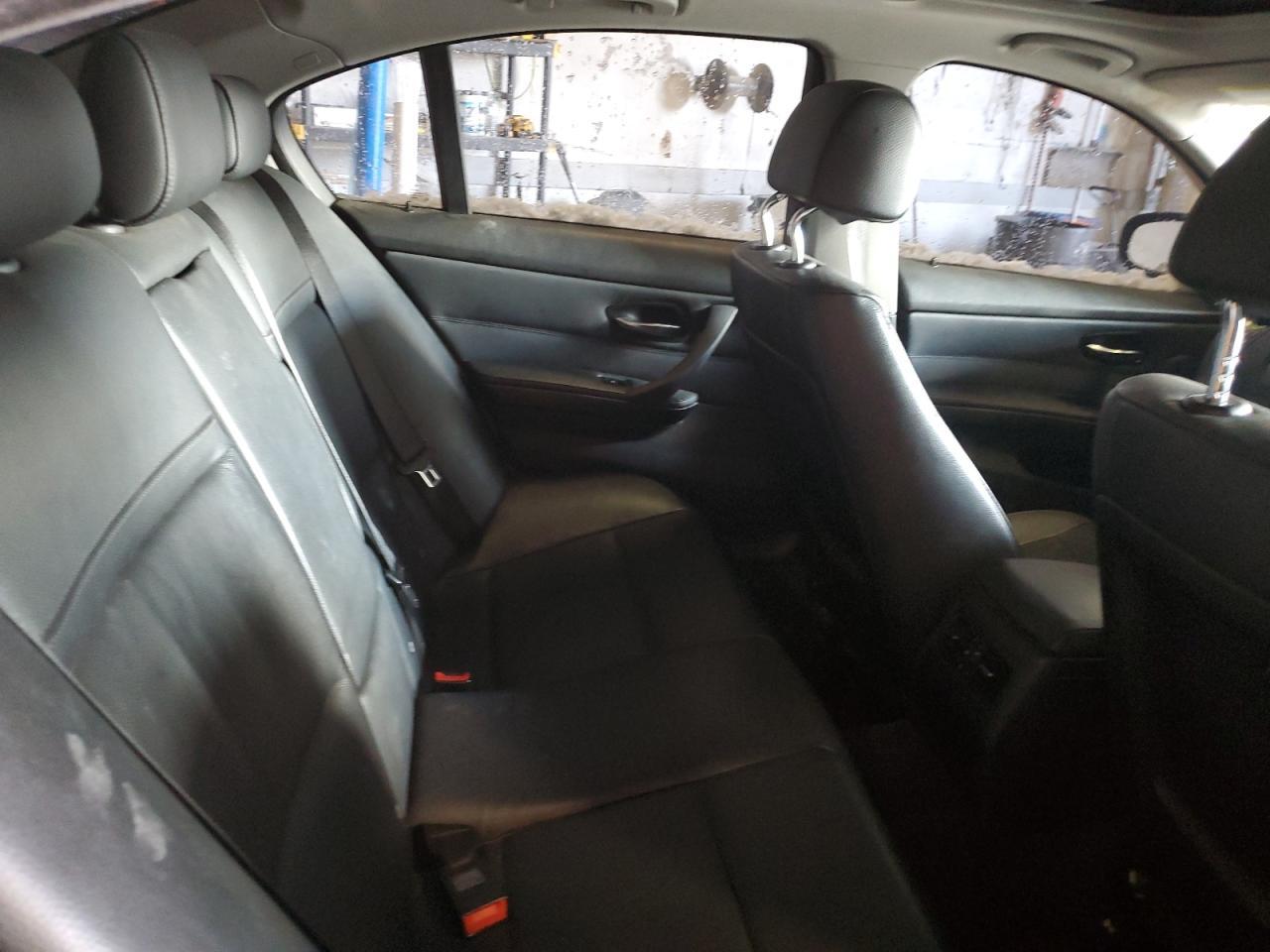 2010 BMW 3 SERIES