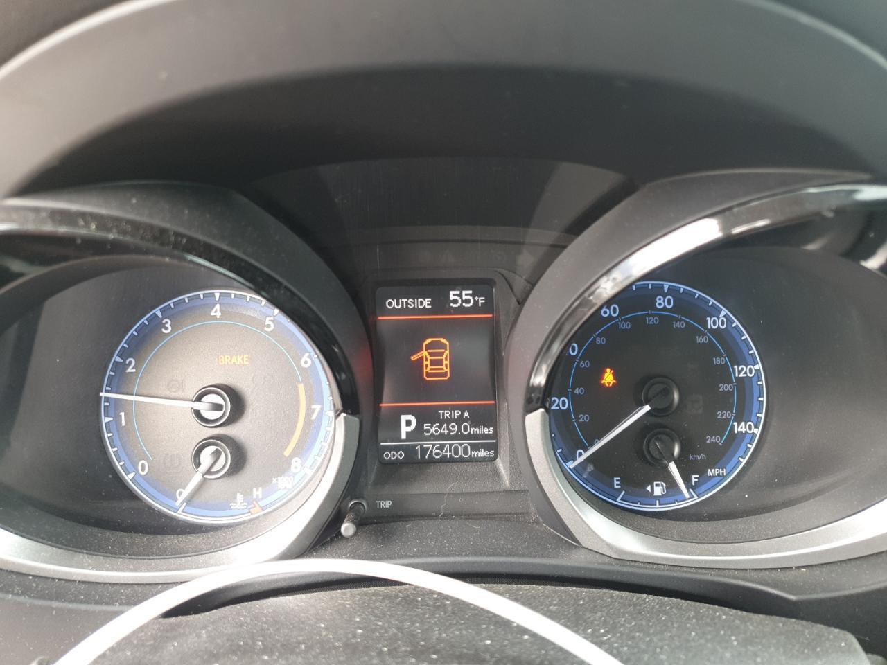 2016 TOYOTA COROLLA