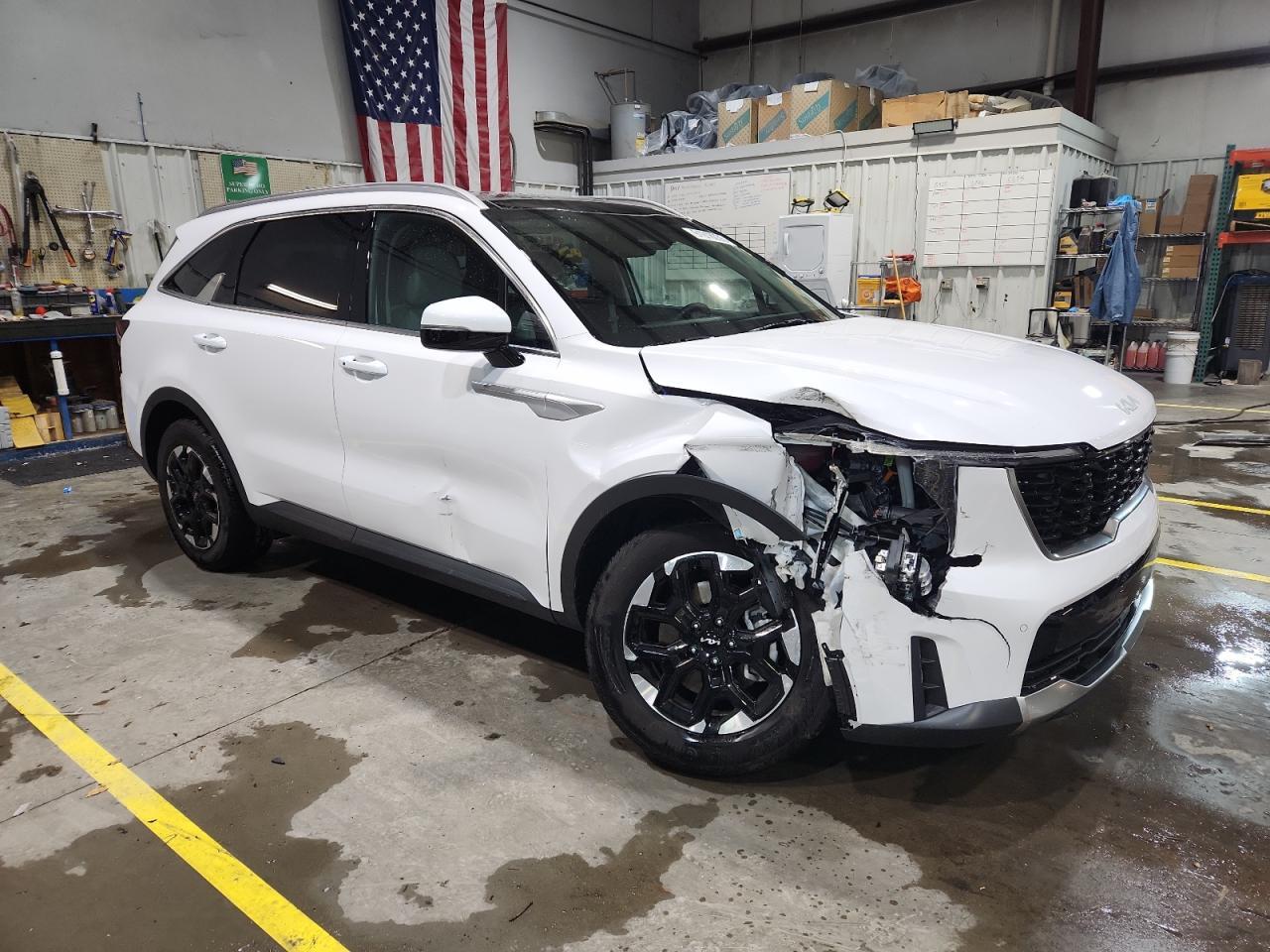 2025 KIA SORENTO