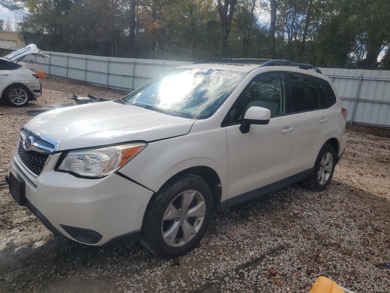 2015 SUBARU FORESTER