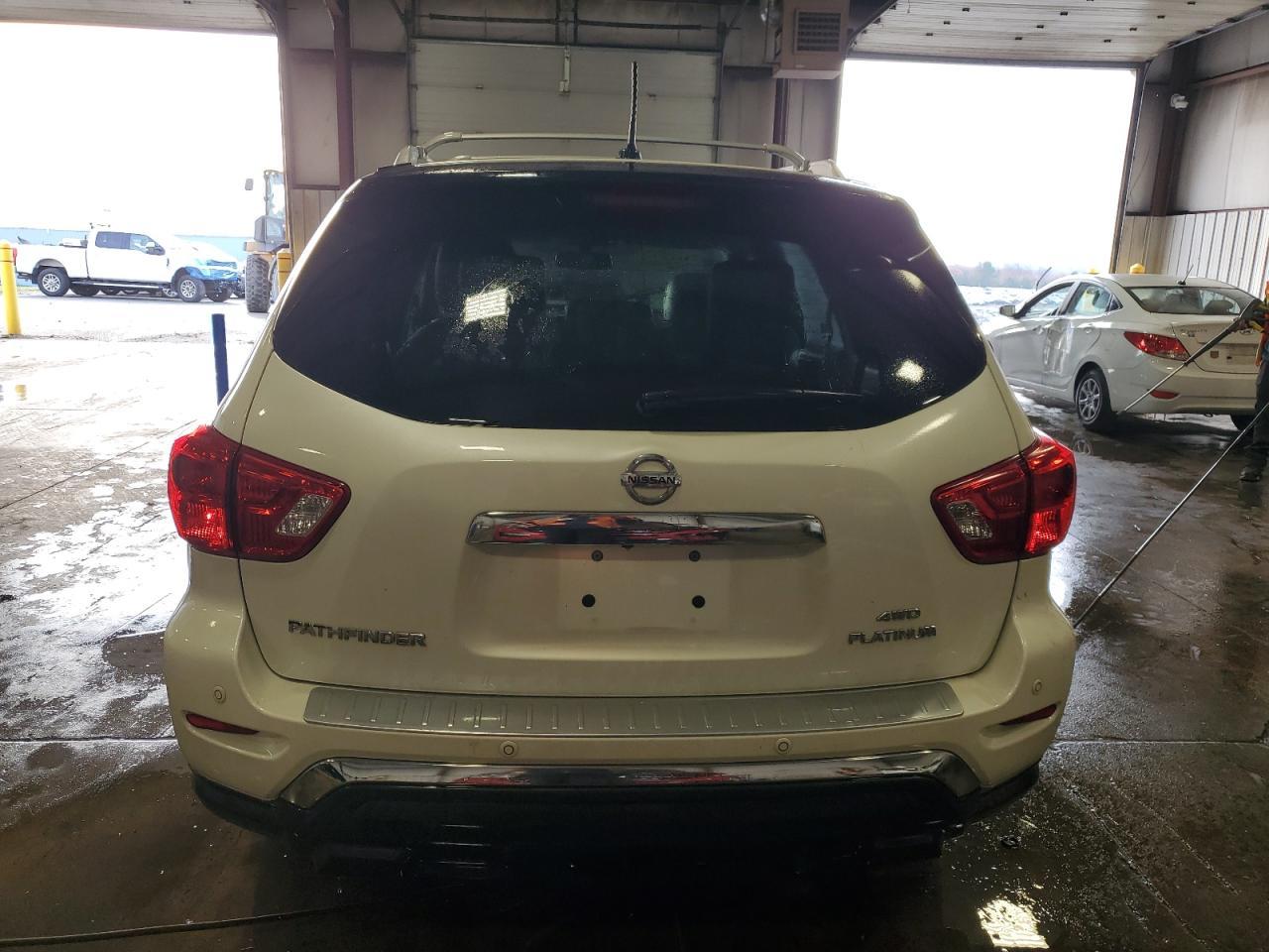 2017 NISSAN PATHFINDER