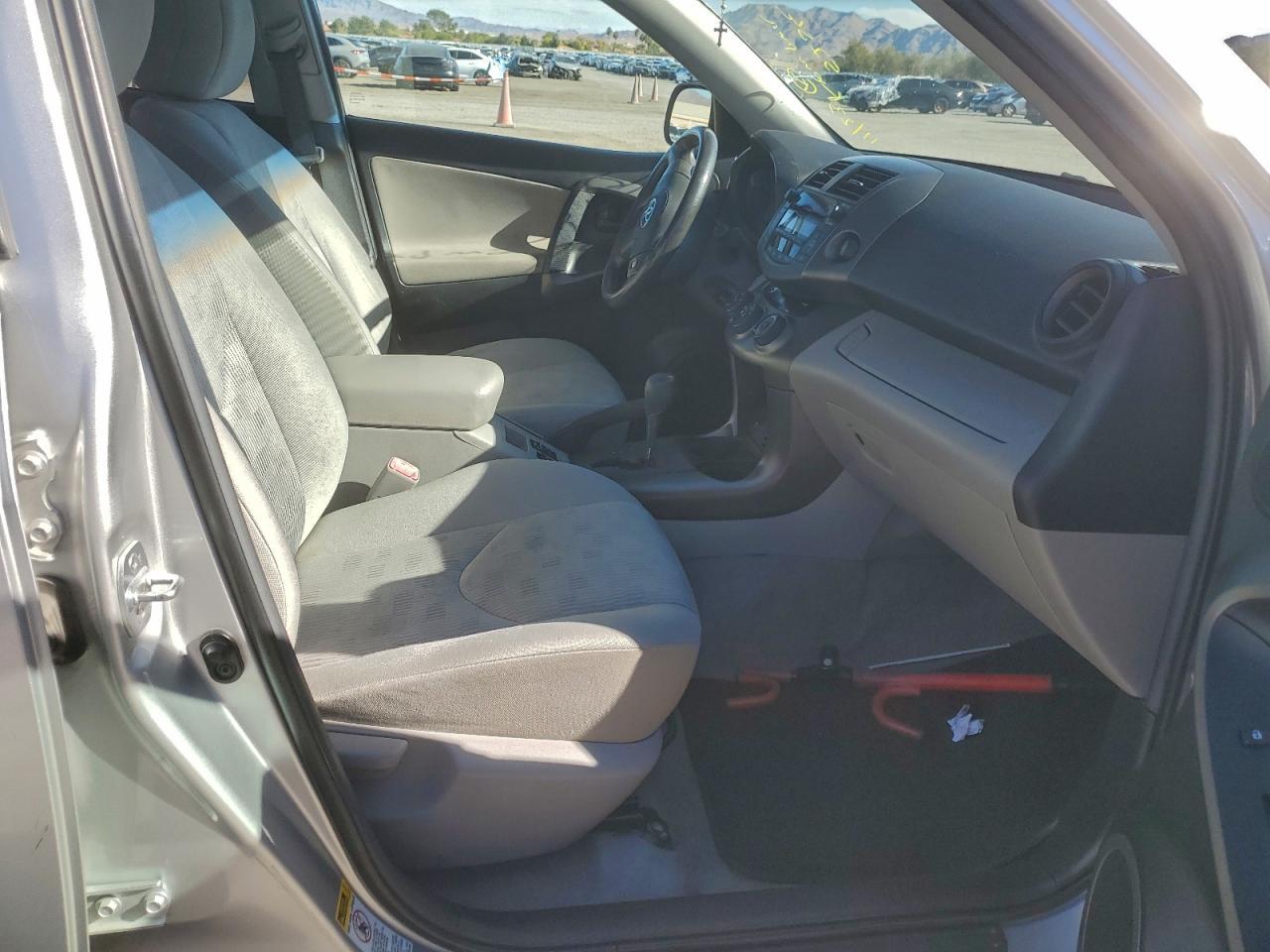 2011 TOYOTA RAV4