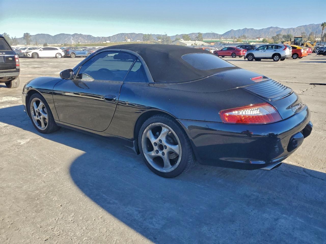 2002 PORSCHE 911