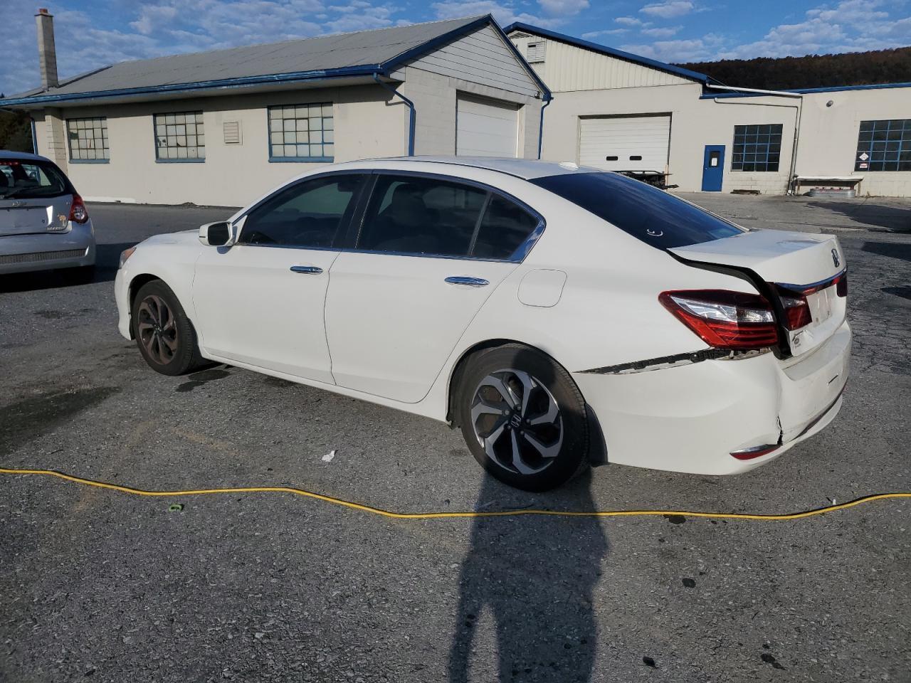 2017 HONDA ACCORD