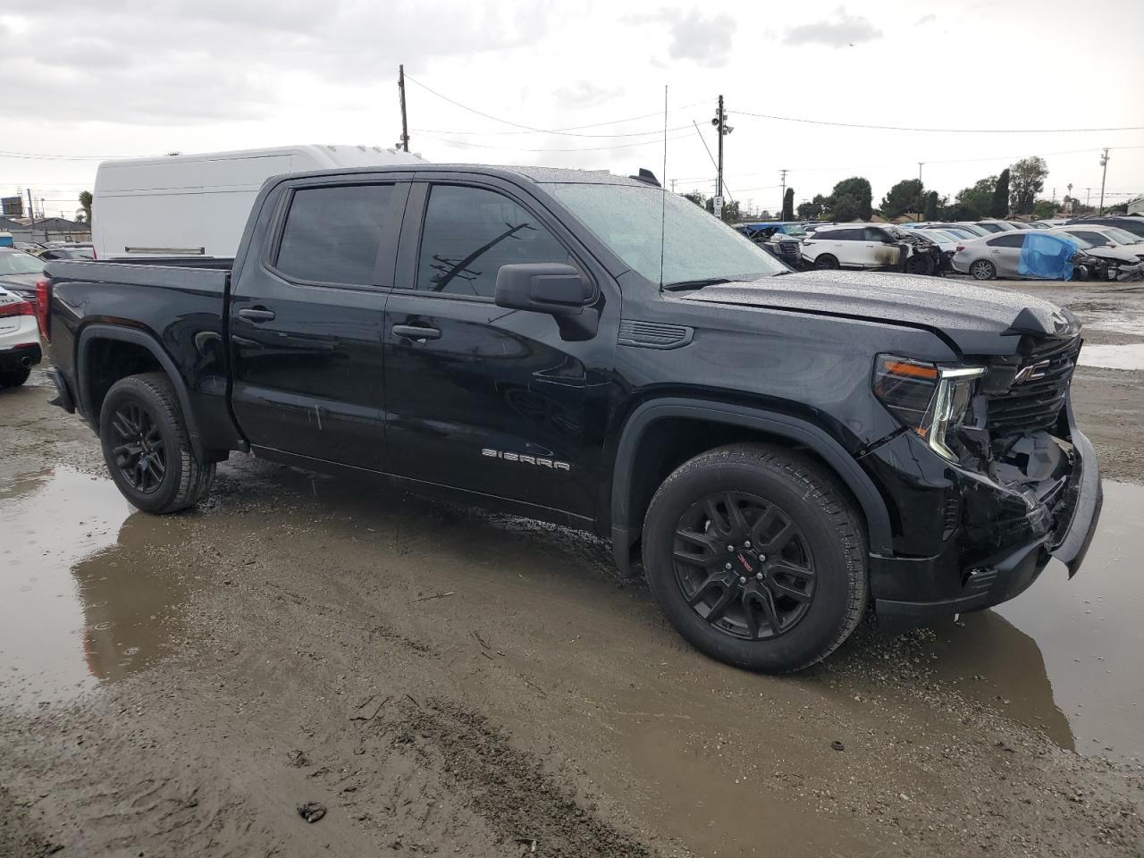 2024 GMC Sierra