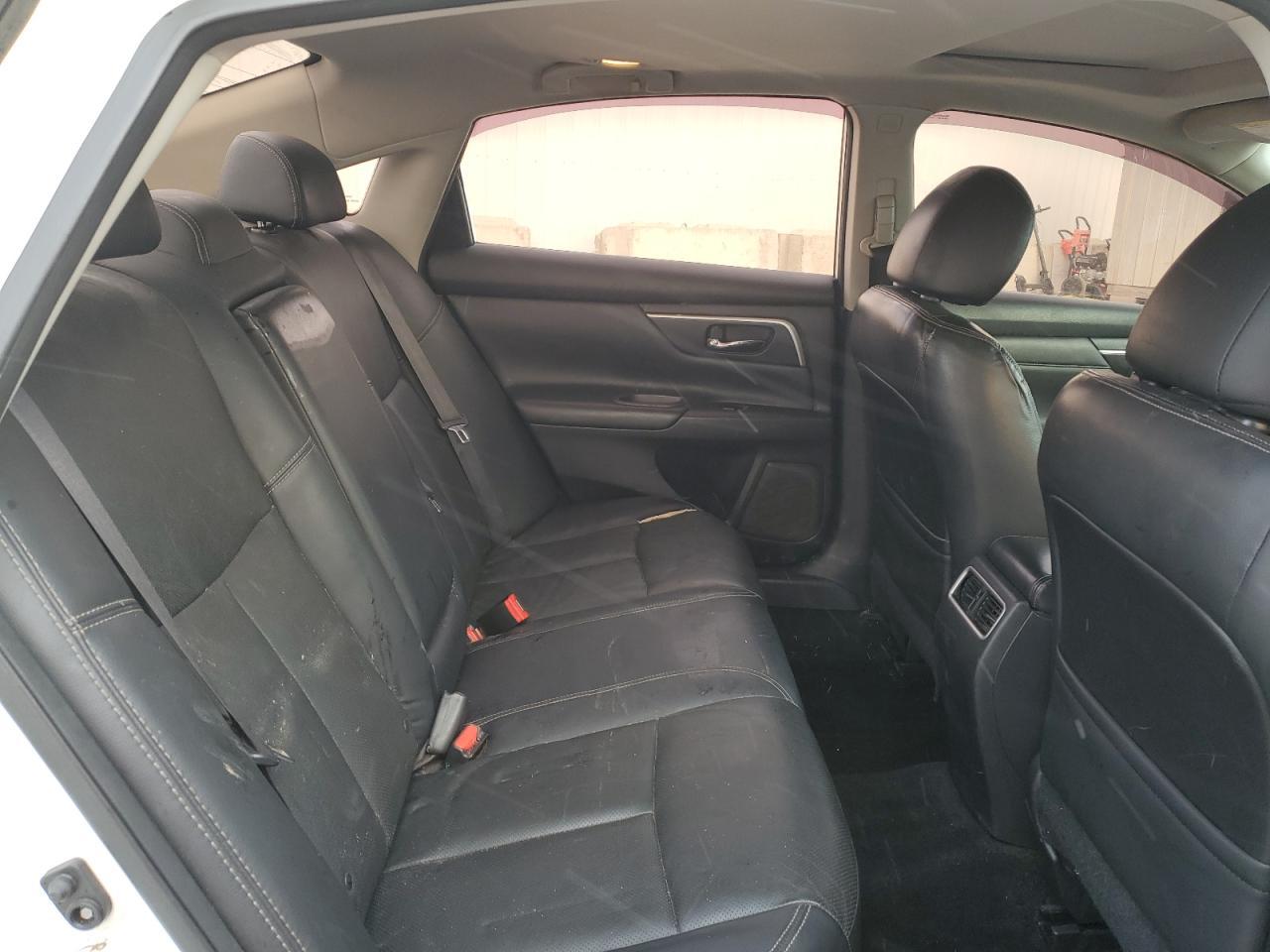 2016 NISSAN ALTIMA