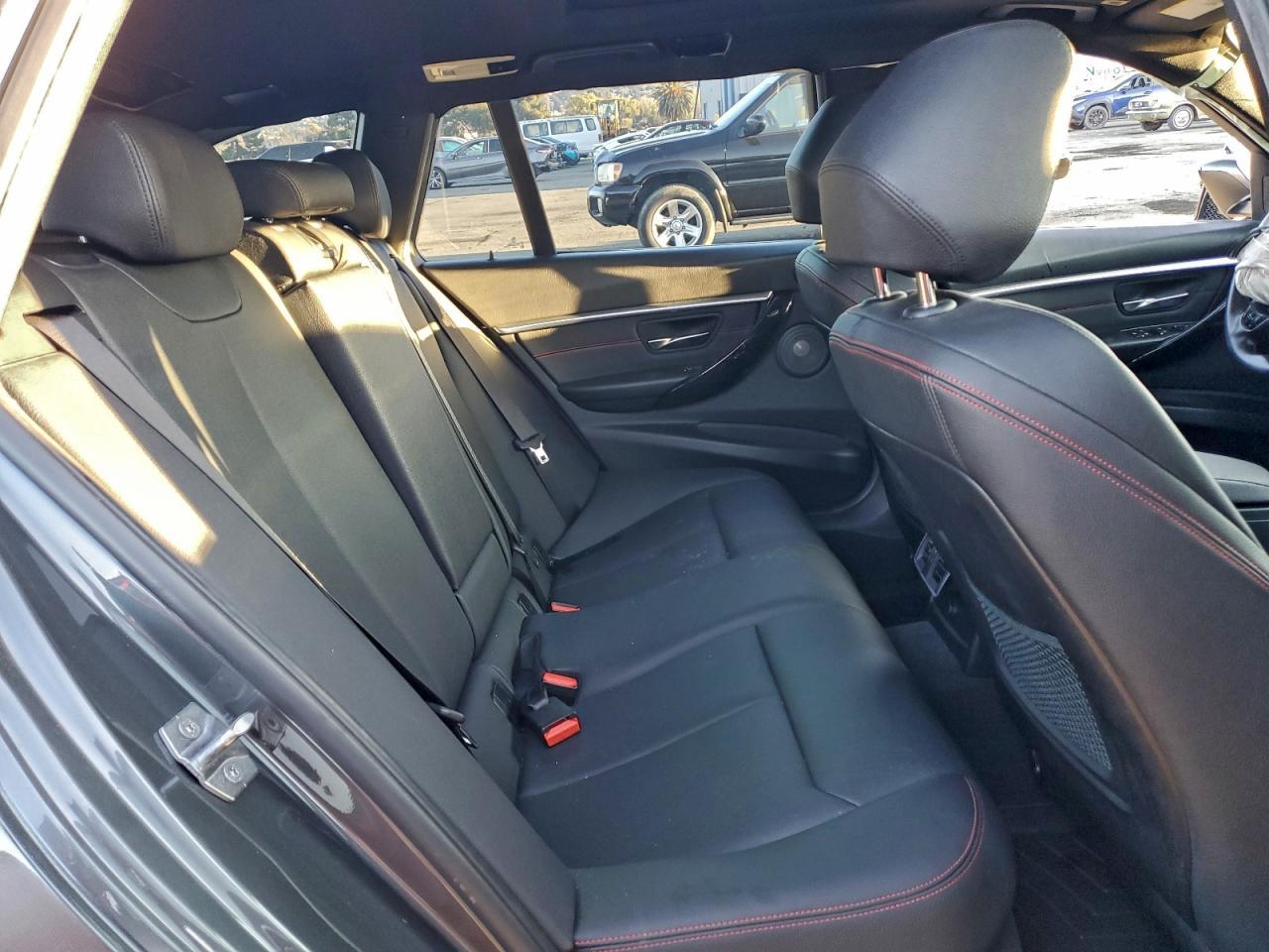 2018 BMW 3 SERIES