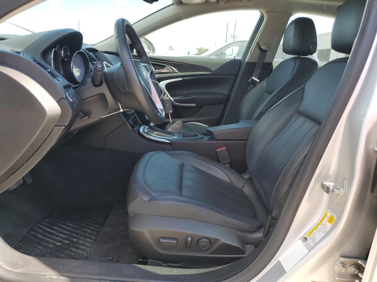 2013 BUICK Regal