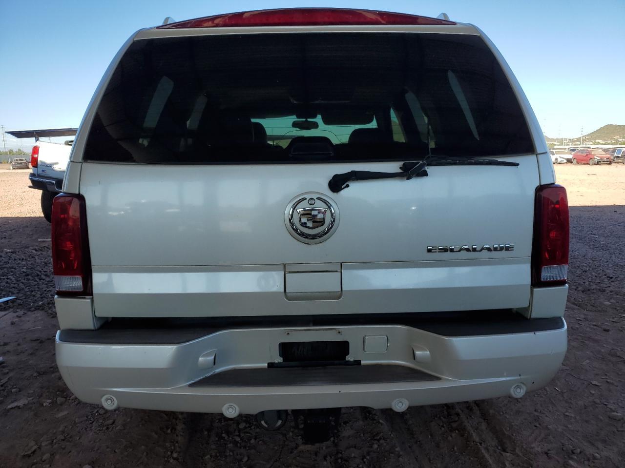 2005 CADILLAC ESCALADE