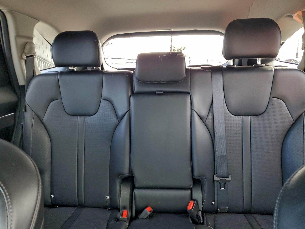2024 KIA SORENTO