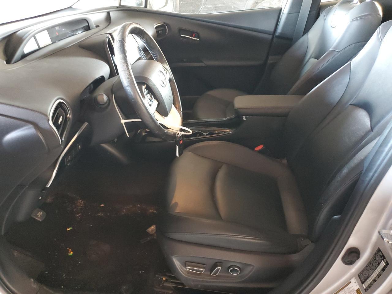 2017 TOYOTA Prius Prime