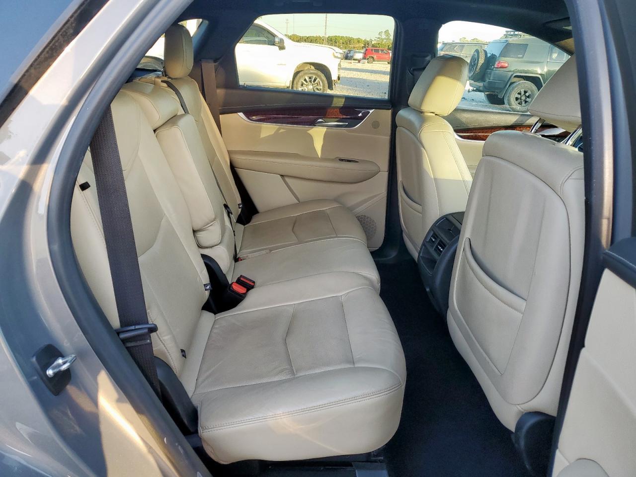 2018 CADILLAC XT5