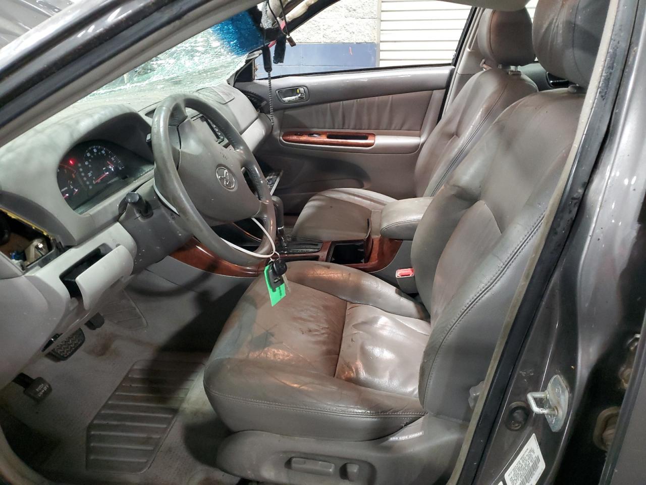 2002 TOYOTA CAMRY