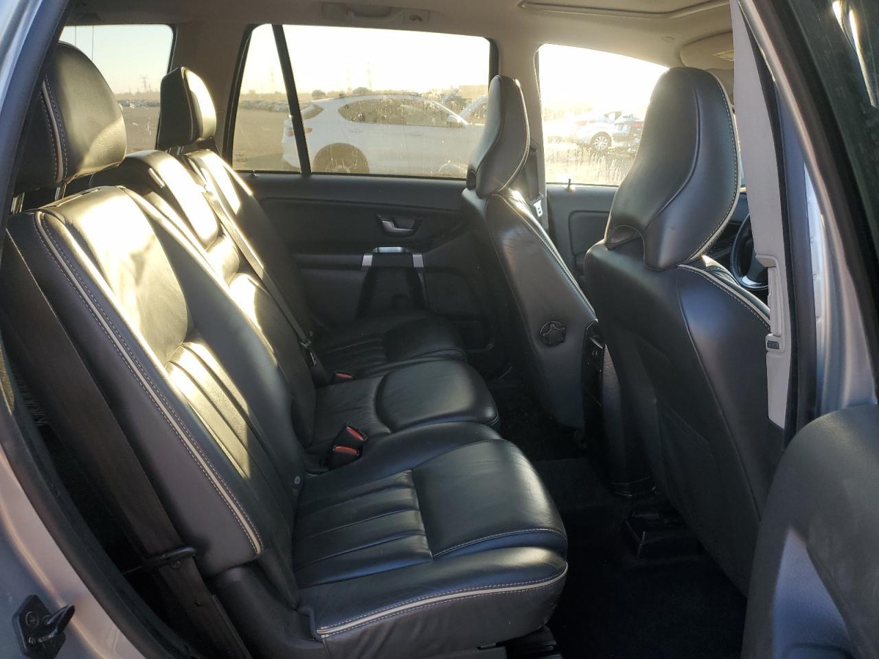 2013 VOLVO XC90