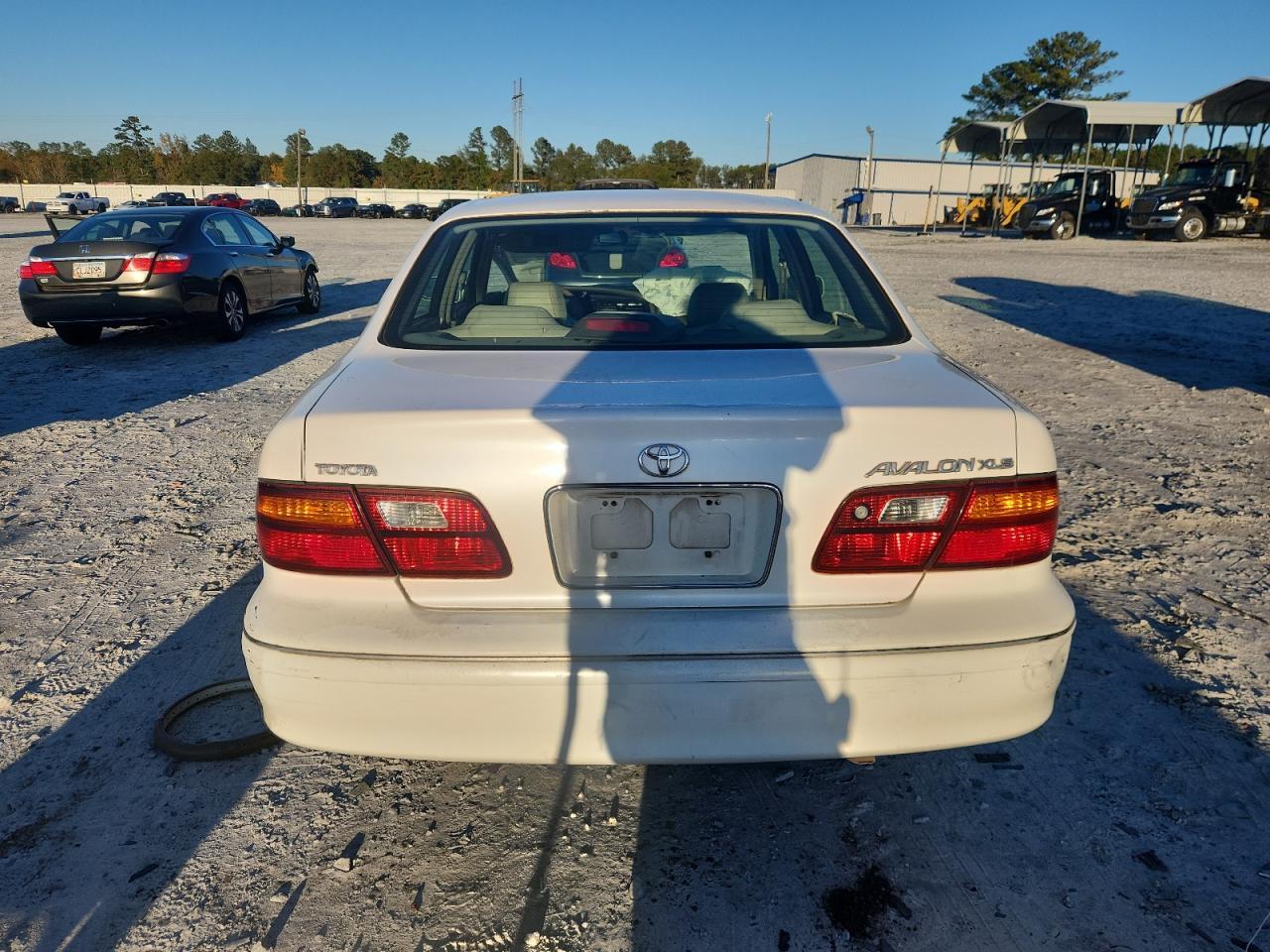 1998 TOYOTA Avalon
