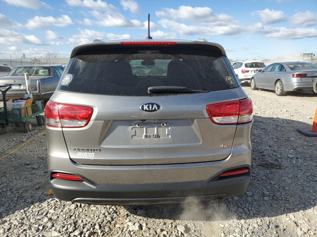2018 KIA SORENTO