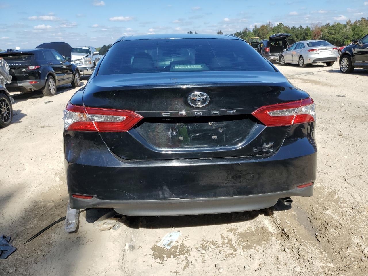 2018 TOYOTA CAMRY