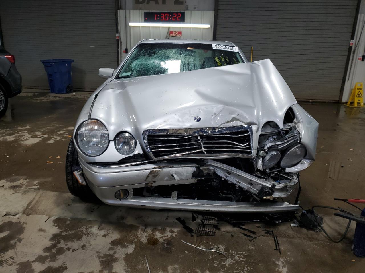 1999 MERCEDES-BENZ E-Class
