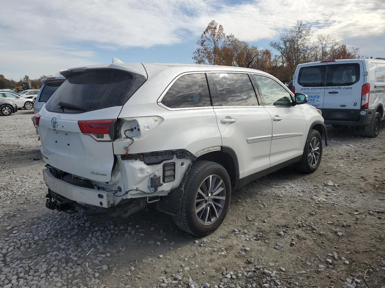 2019 TOYOTA HIGHLANDER