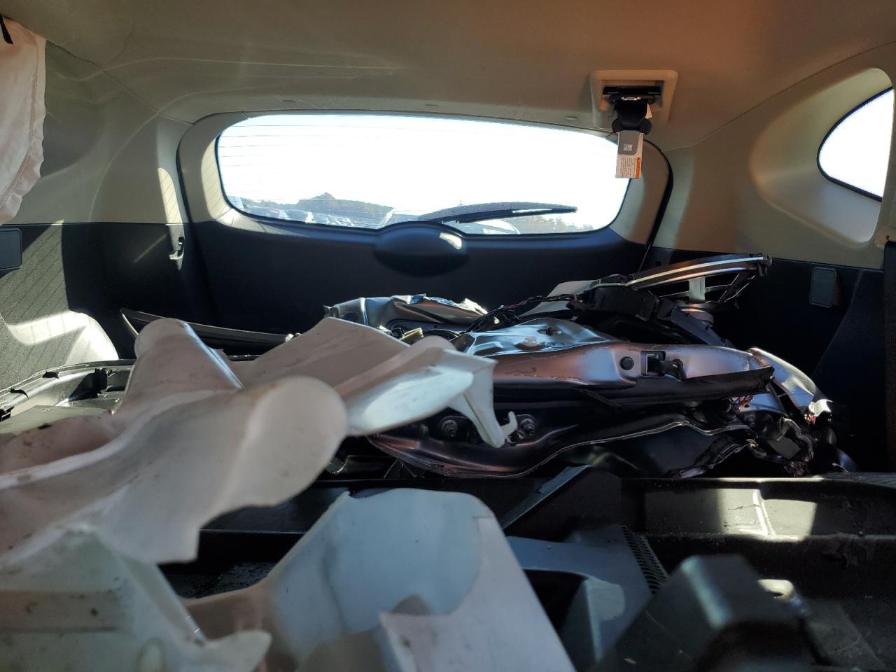2014 NISSAN ROGUE