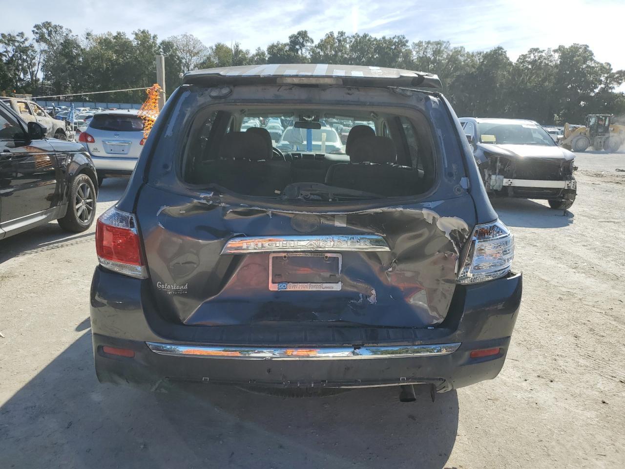2013 TOYOTA HIGHLANDER