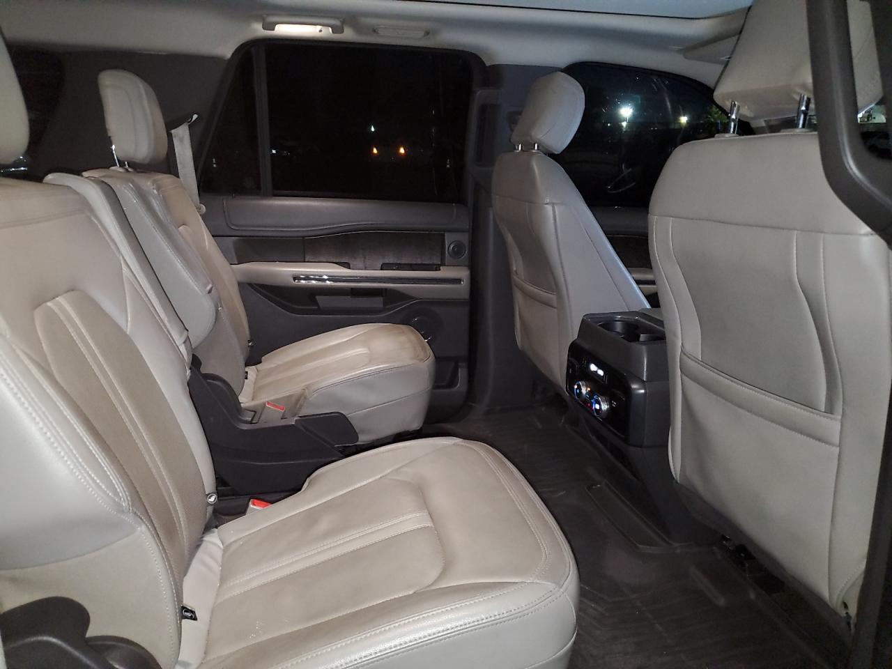 2020 FORD Expedition