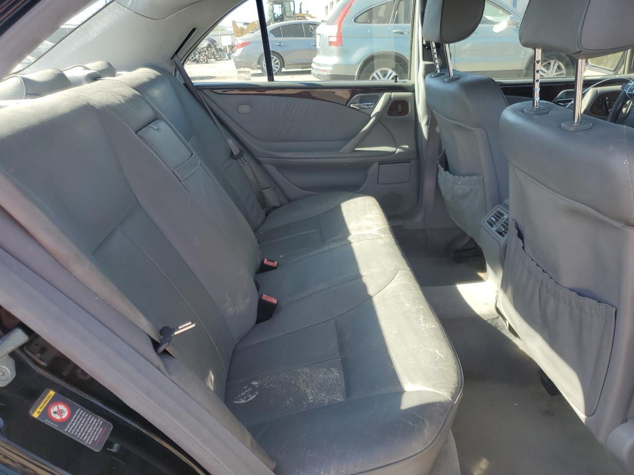2001 MERCEDES-BENZ E-Class