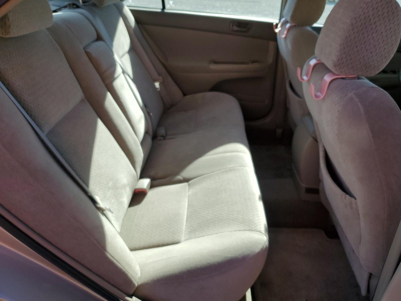 2004 TOYOTA CAMRY