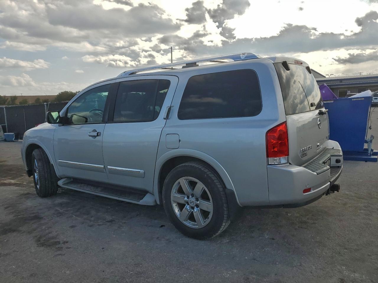2012 NISSAN Armada