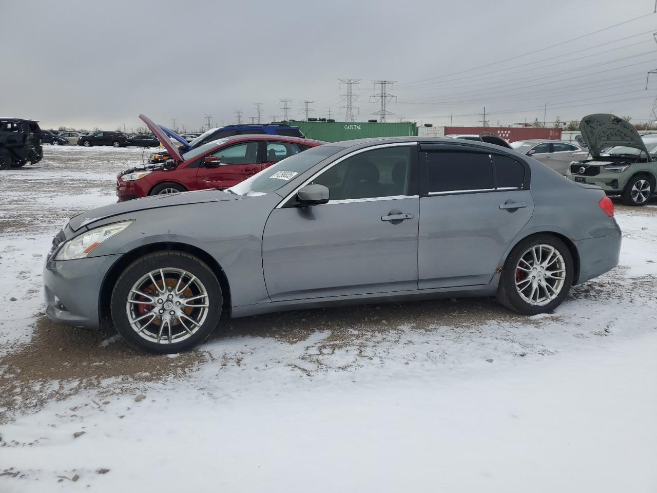 2012 INFINITI G37