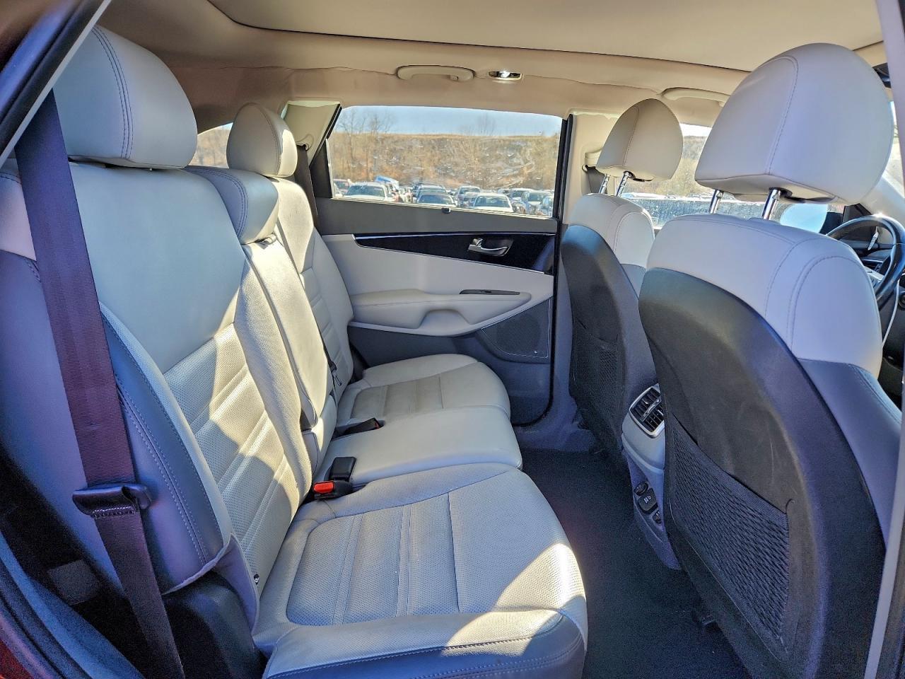 2018 KIA SORENTO
