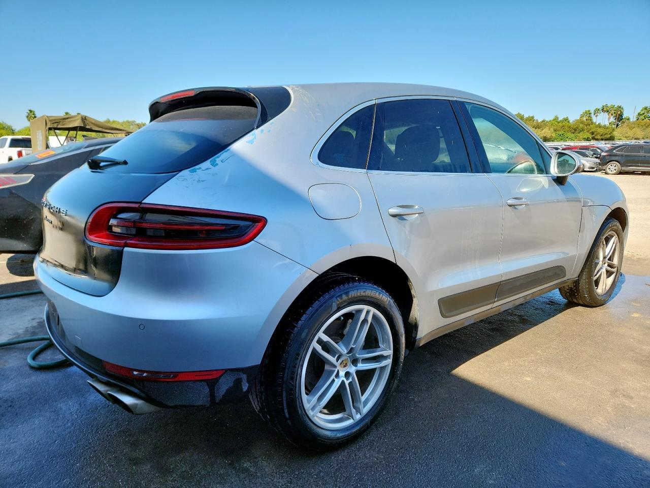 2015 PORSCHE Macan