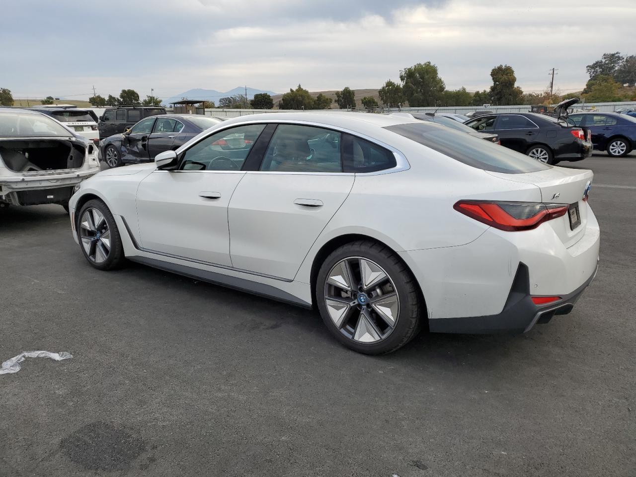 2024 BMW i4