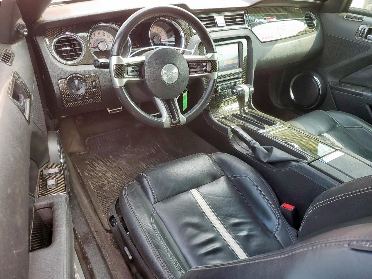 2012 FORD MUSTANG