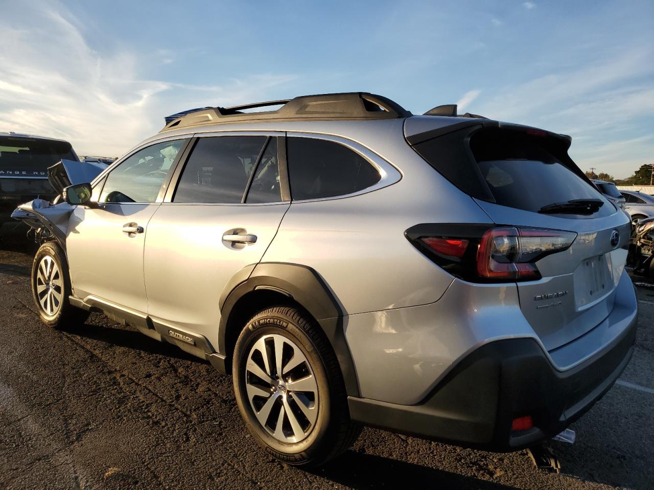 2023 SUBARU Outback