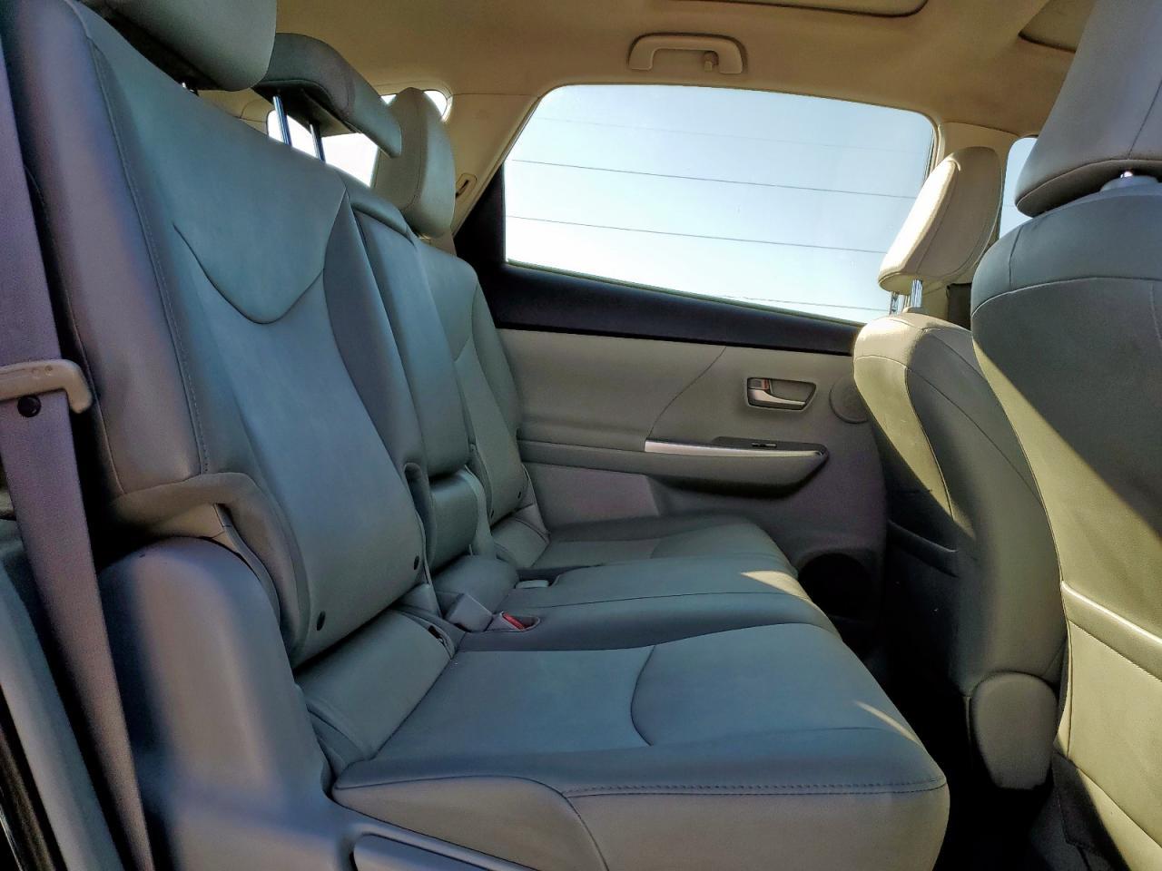 2012 TOYOTA PRIUS V