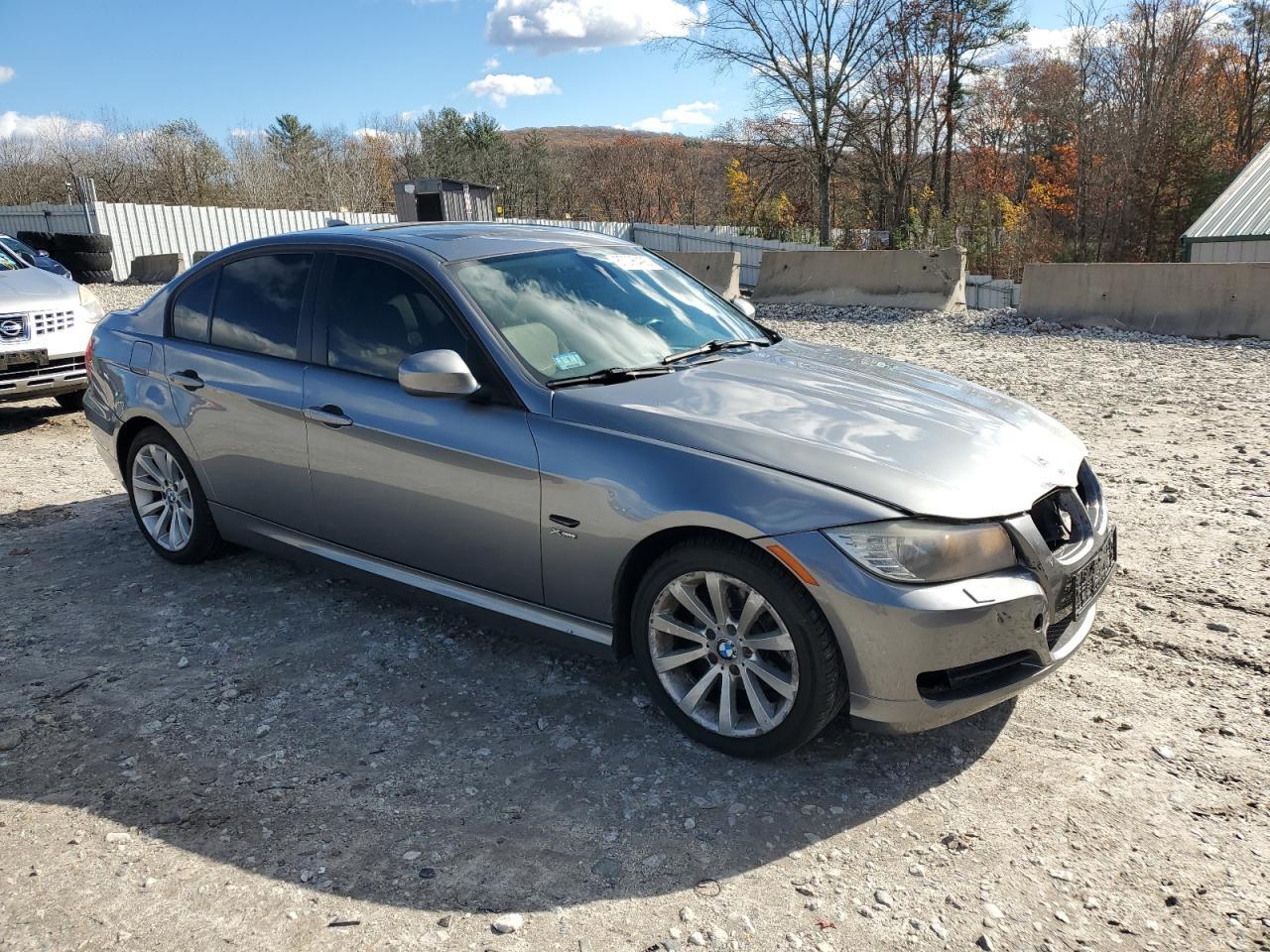 2011 BMW 3 SERIES