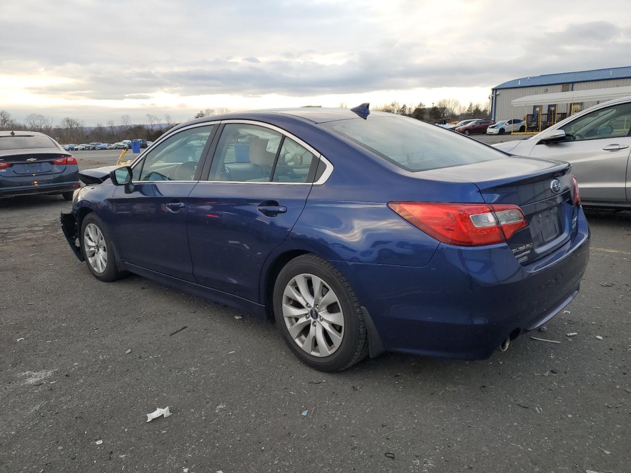 2017 SUBARU Legacy