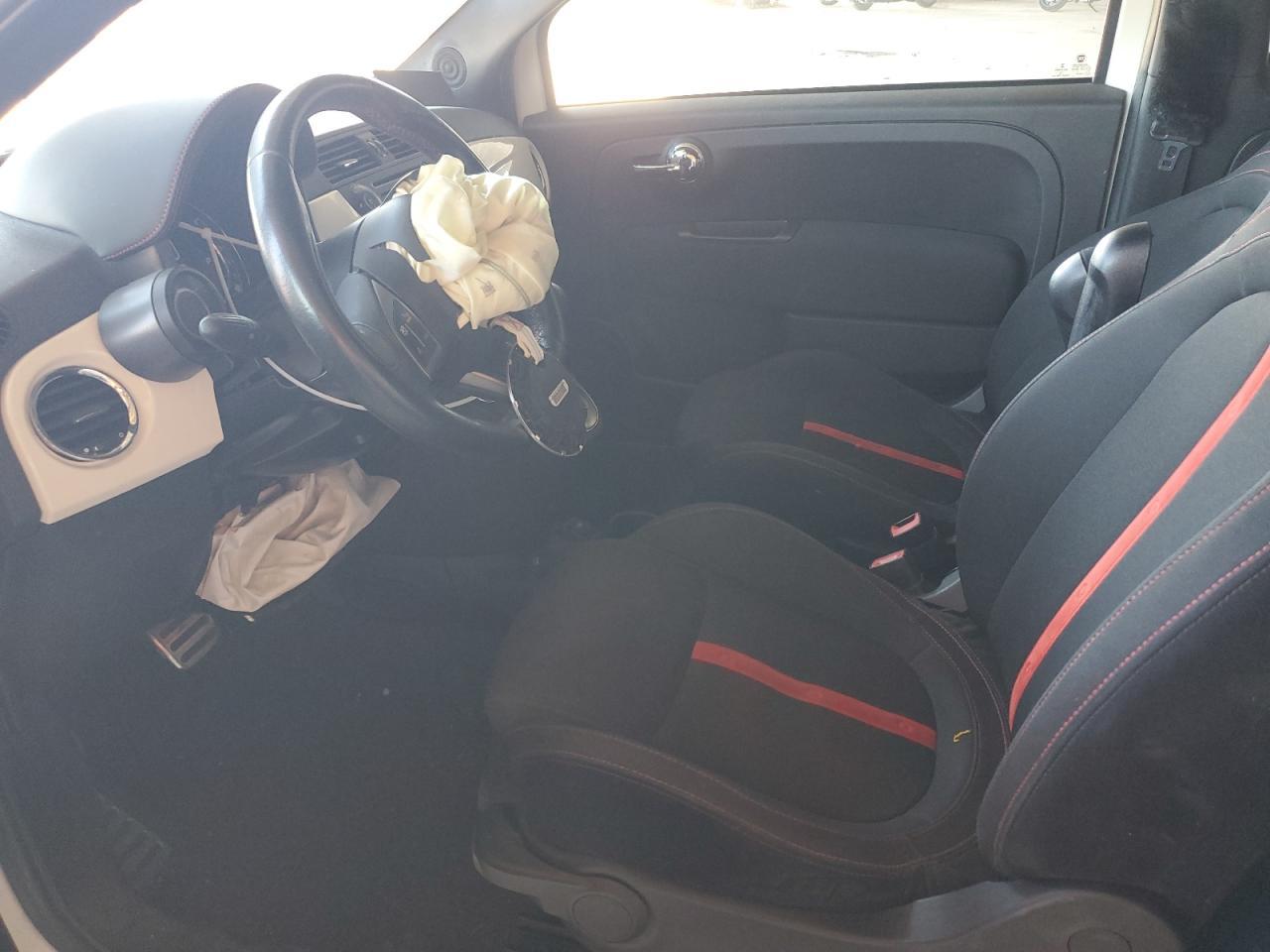 2015 FIAT 500