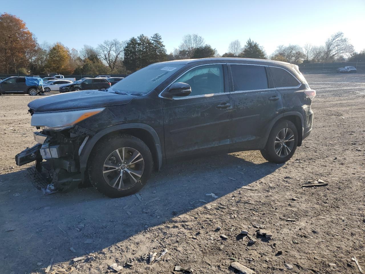 2016 TOYOTA HIGHLANDER