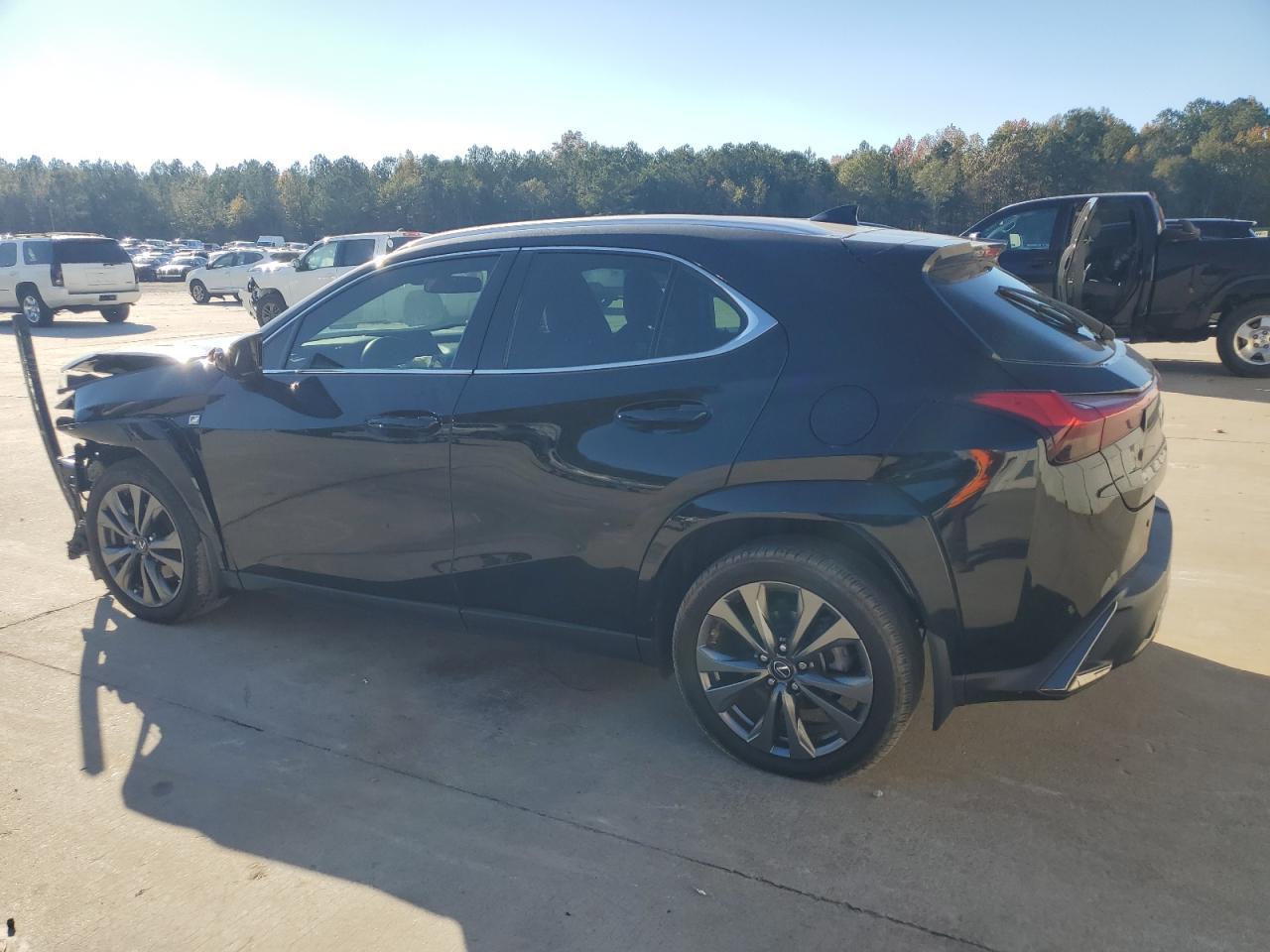 2022 LEXUS UX 200