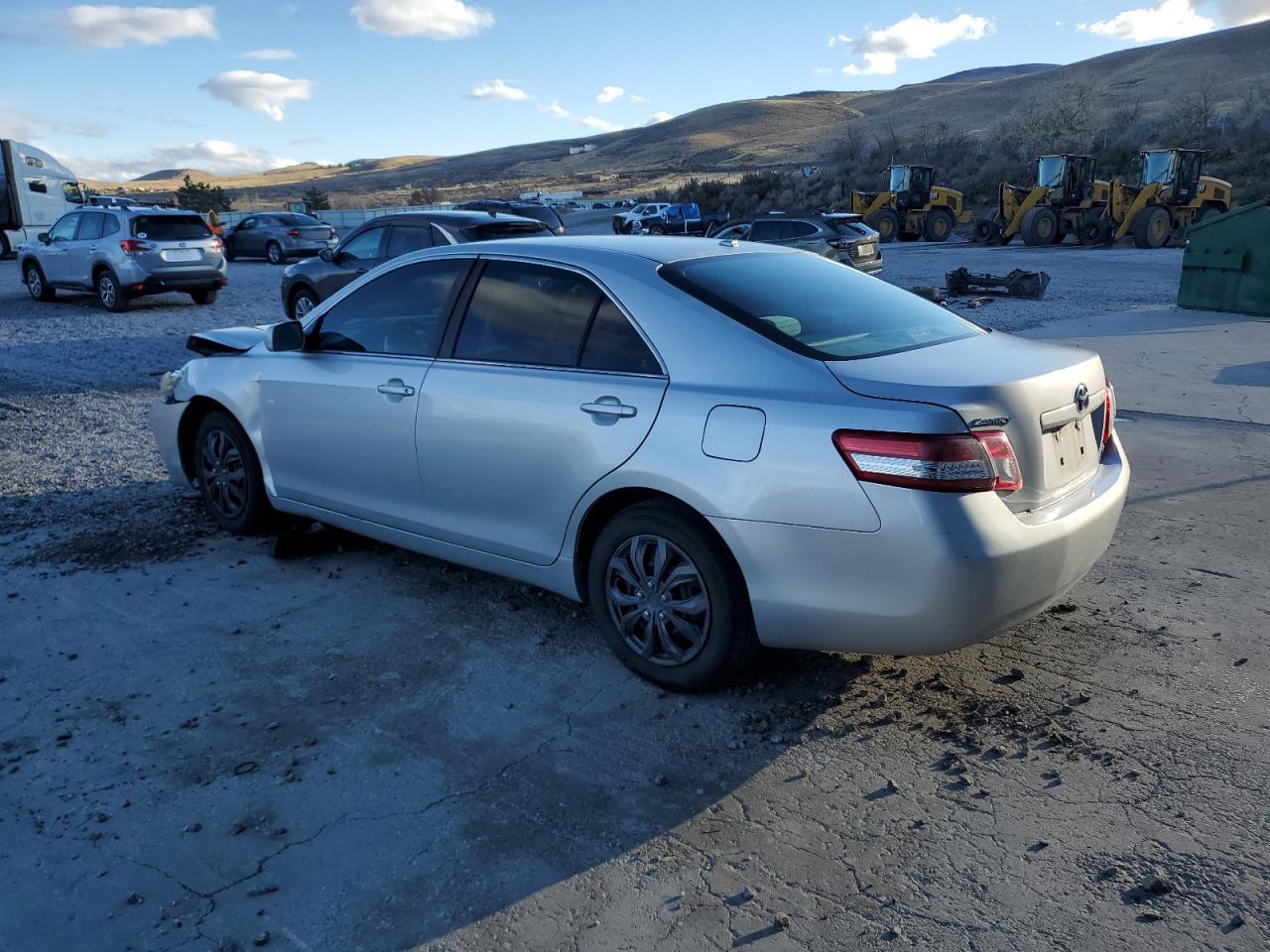 2010 TOYOTA CAMRY