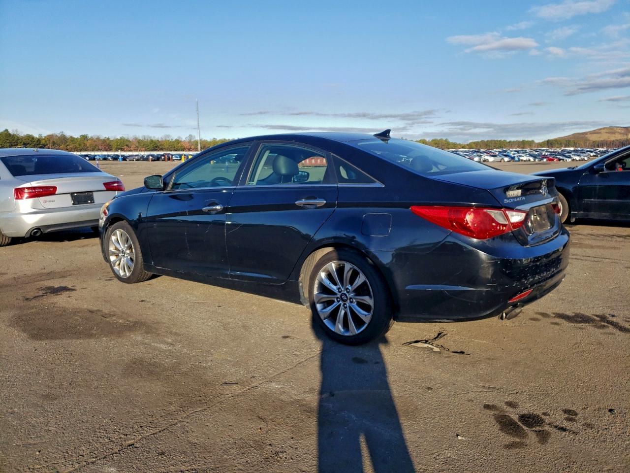 2011 HYUNDAI SONATA