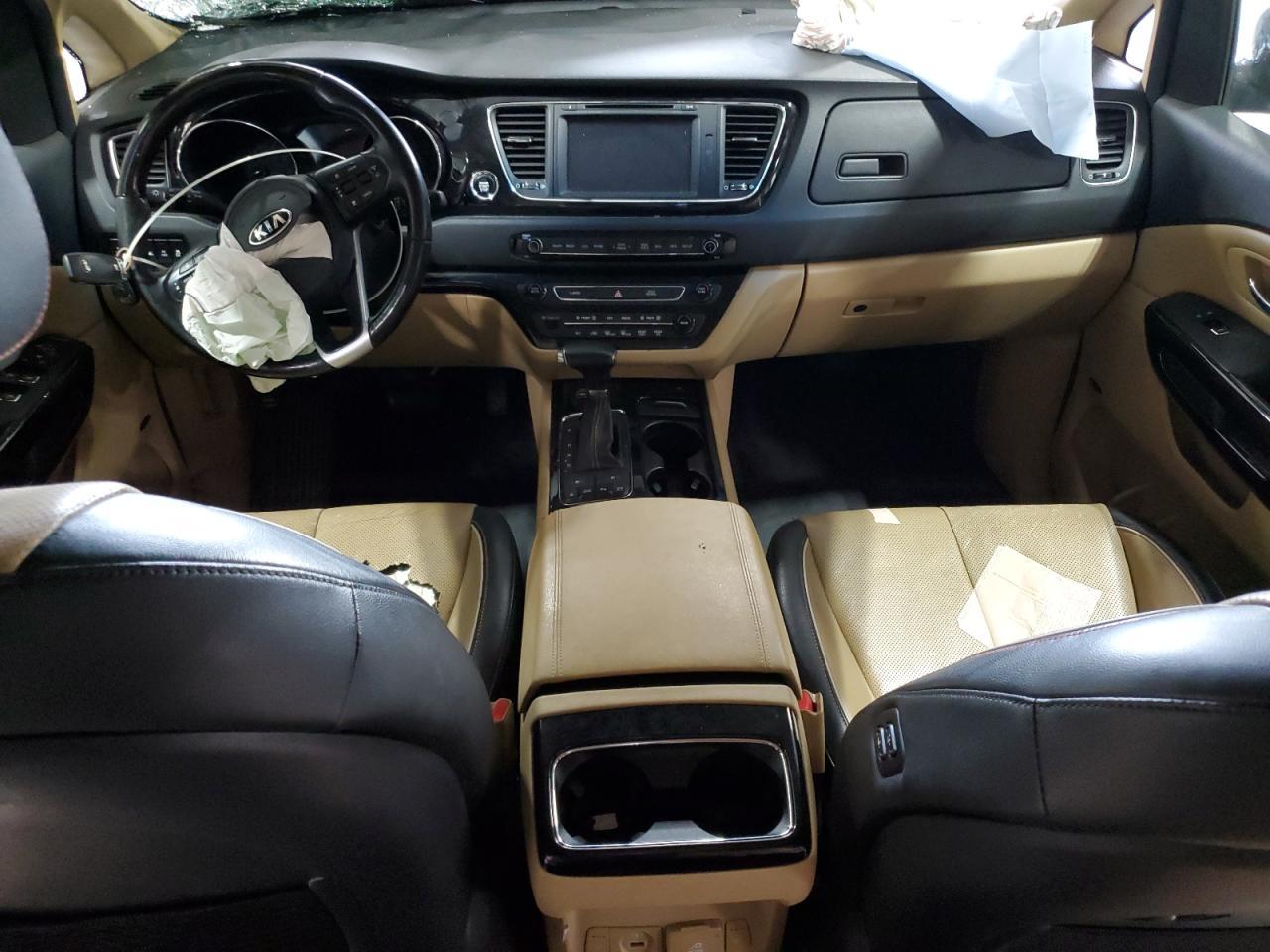 2017 KIA SEDONA