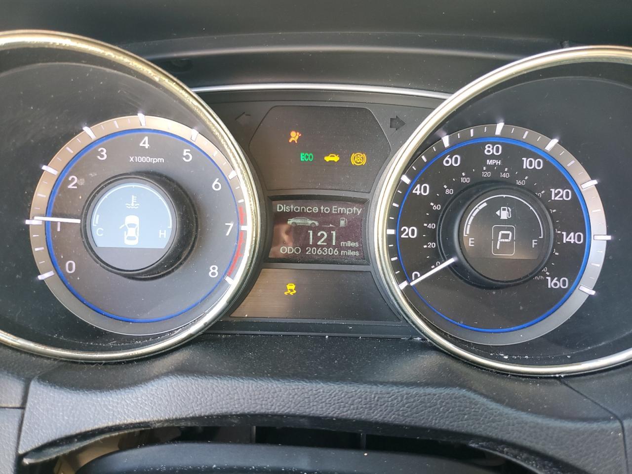 2011 HYUNDAI SONATA