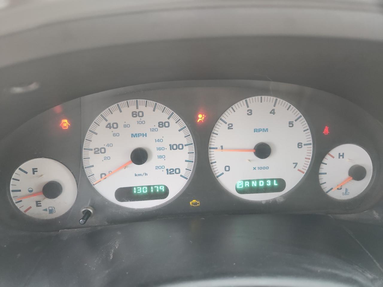 2003 CHRYSLER Voyager