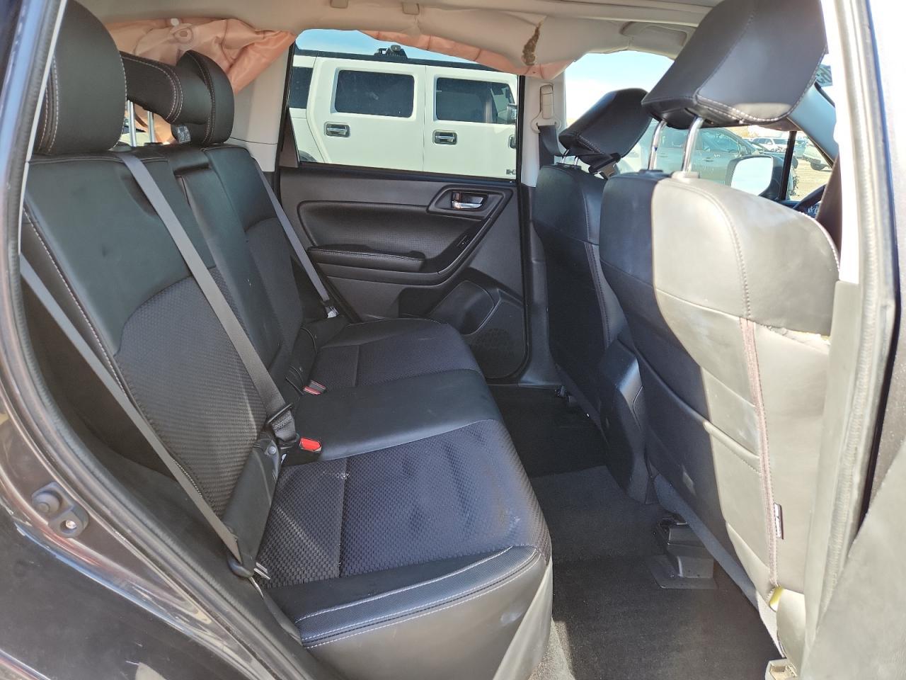 2018 SUBARU FORESTER