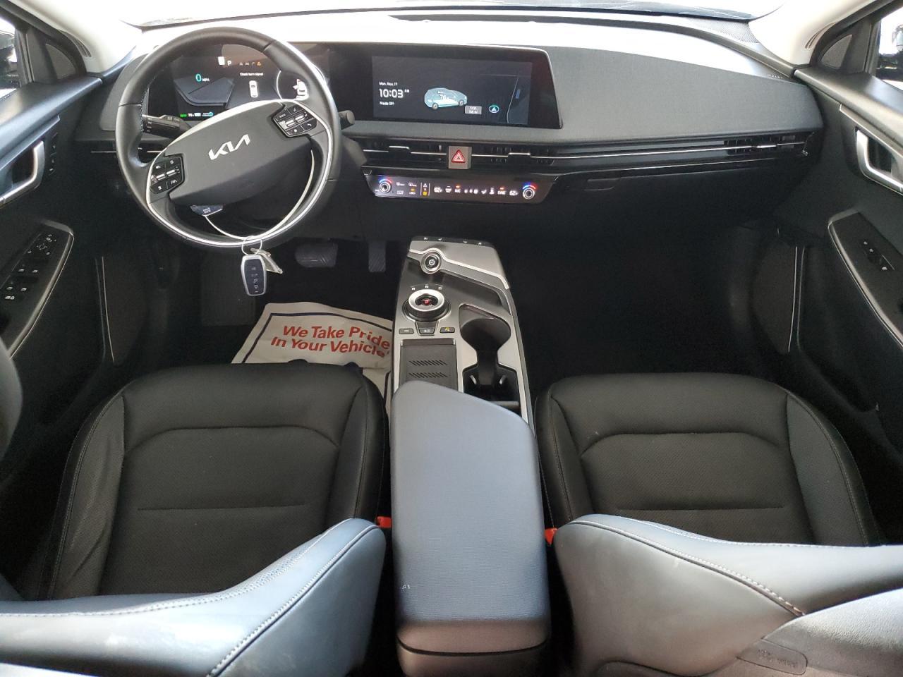 2023 KIA EV6